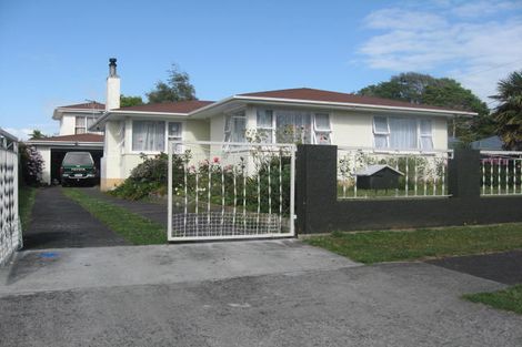 Photo of property in 2 Camellia Avenue, Aramoho, Whanganui, 4500