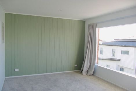 Photo of property in 2/16 Anne Road, Hillcrest, Auckland, 0627