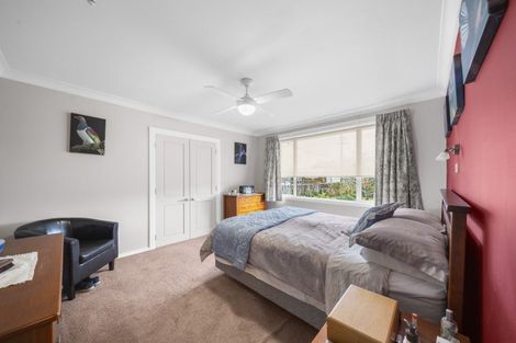 Photo of property in 240 High Street North, Carterton, 5713