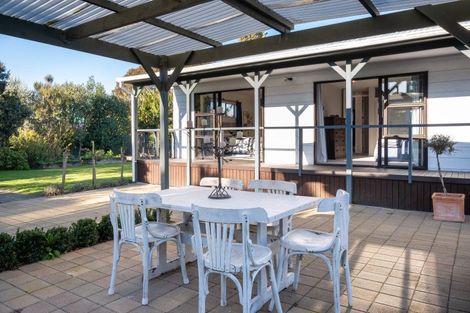 Photo of property in 10 Oregon Road, Te Awanga, 4102