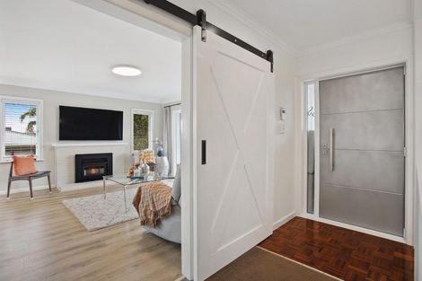 Photo of property in 54 Drake Street, Howick, Auckland, 2014