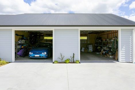 Photo of property in 97 Loch Views Road, Acacia Bay, Taupo, 3385