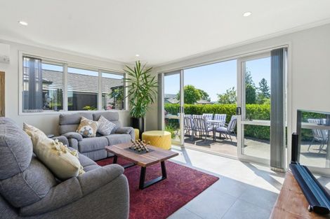 Photo of property in 1 Hanlow Place, Pyes Pa, Tauranga, 3112