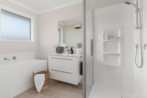 Photo of property in 37a Rhodes Street, Carterton, 5713