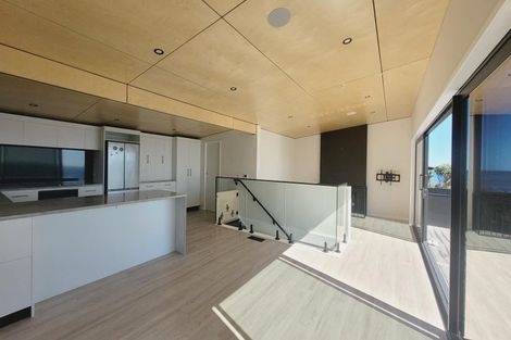 Photo of property in 32 Ocean Parade, Pukerua Bay, 5026