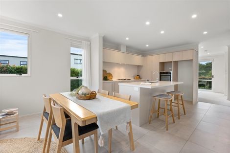 Photo of property in 108 Matairangi Avenue, Totara Heights, Auckland, 2105