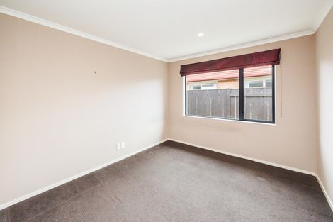 Photo of property in 9 Angelina Way, Kelvin Grove, Palmerston North, 4414