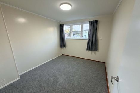 Photo of property in 3-5 York Place, Cannons Creek, Porirua, 5024