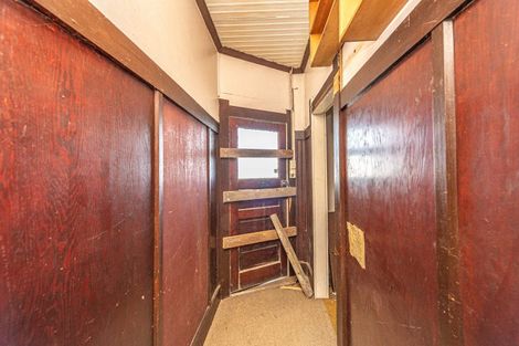 Photo of property in 25 Manuka Street, Castlecliff, Whanganui, 4501