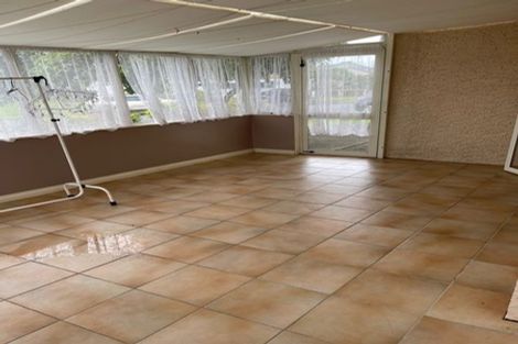 Photo of property in 7 Sea Spray Drive, Bucklands Beach, Auckland, 2012