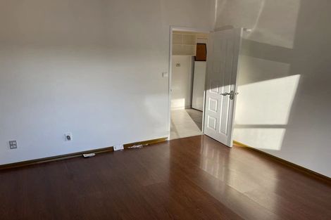 Photo of property in 31 Sequoia Place, Sunnynook, Auckland, 0620