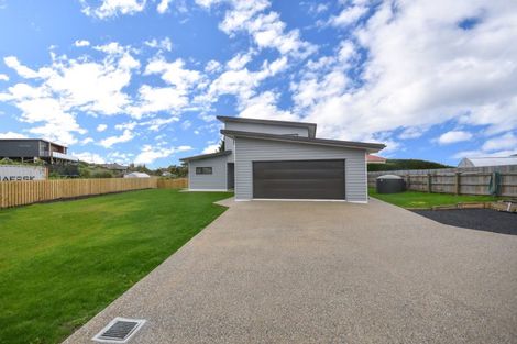 Photo of property in 9 Okahau Terrace, Warrington, 9471