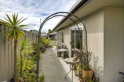 Photo of property in 1109a Karamu Road North, Mayfair, Hastings, 4122