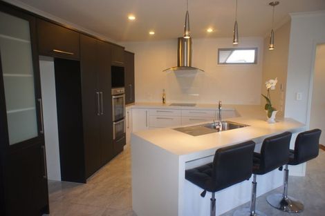 Photo of property in 15c Anderson Way, Highlands Park, New Plymouth, 4312