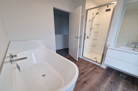 Photo of property in 10 Selkirk Lane, Hamilton Lake, Hamilton, 3204