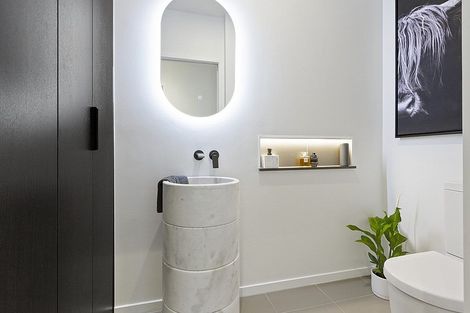 Photo of property in Sentinel Apartments, 2403/3 Northcroft Street, Takapuna, Auckland, 0622