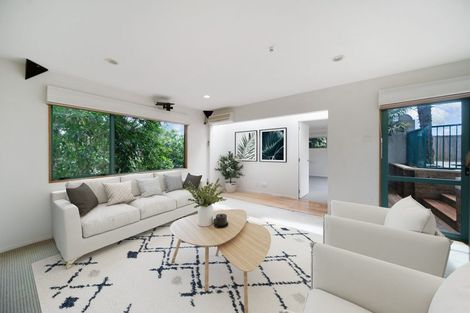 Photo of property in 89 Evelyn Road, Cockle Bay, Auckland, 2014