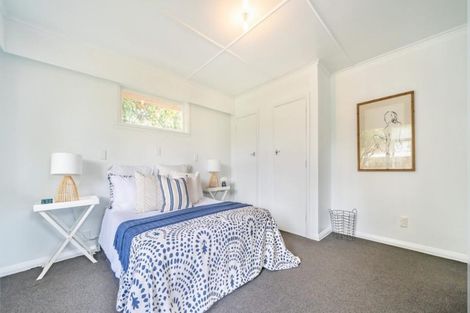 Photo of property in 11 Montgomery Crescent, Clouston Park, Upper Hutt, 5018
