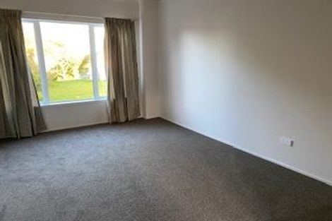Photo of property in 1/57 Chartwell Avenue, Glenfield, Auckland, 0629