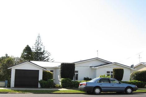 Photo of property in 13 Barriball Street, Fitzroy, New Plymouth, 4312