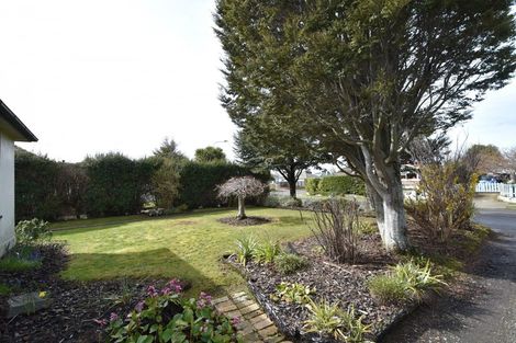 Photo of property in 58 Adamson Crescent, Glengarry, Invercargill, 9810