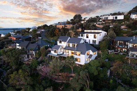 Photo of property in 3 Roland Lane, Mount Pleasant, Christchurch, 8081