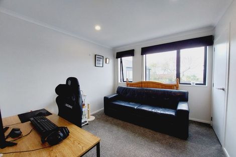 Photo of property in 22 Wharara Lane, Massey, Auckland, 0614