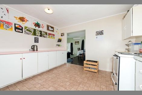 Photo of property in 145 Universal Drive, Henderson, Auckland, 0610