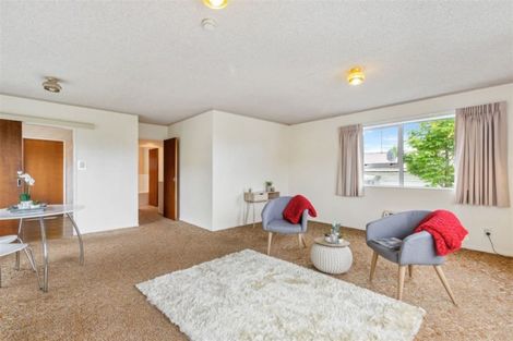 Photo of property in 7 Kerr Grove, Johnsonville, Wellington, 6037