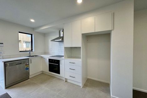 Photo of property in 8 Raupeti Lane, Henderson, Auckland, 0612