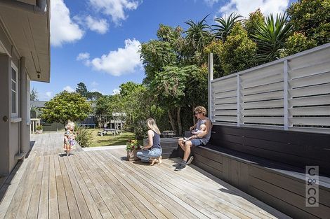 Photo of property in 41 Riverhead Road, Kumeu, 0810