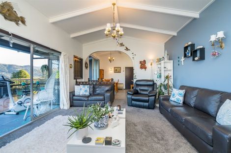 Photo of property in 11 Kellas Street, Macandrew Bay, Dunedin, 9014