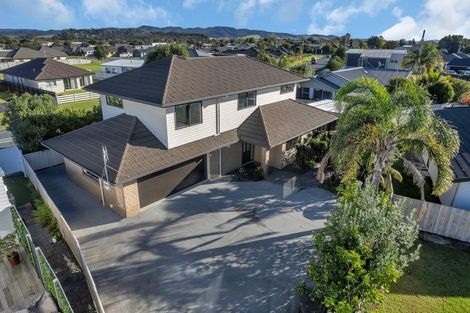 Photo of property in 116 Barbados Way, One Tree Point, 0118