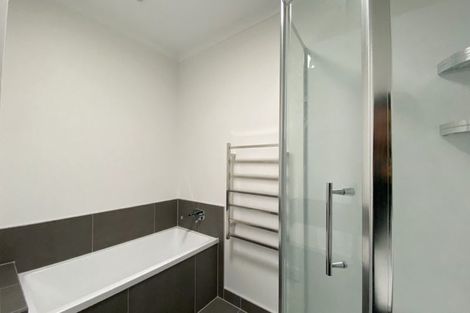 Photo of property in 4/1 Scott Road, Hobsonville, Auckland, 0616