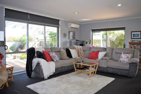 Photo of property in 27a Te Manuao Road, Otaki, 5512