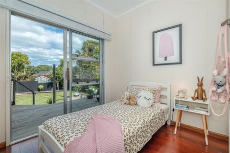 Photo of property in 3 Coronation Street, Belmont, Auckland, 0622
