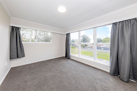Photo of property in 140 Great South Road, Manurewa, Auckland, 2102