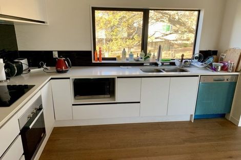 Photo of property in 8 Lilac Lane, Oteha, Auckland, 0632