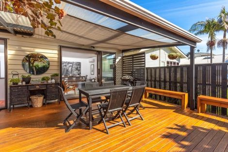 Photo of property in 23 Maranui Avenue, Point Chevalier, Auckland, 1022