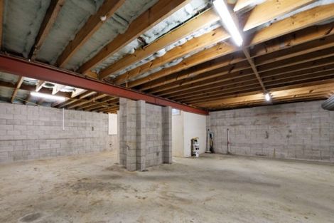 Photo of property in 57 Taunton Terrace, Blockhouse Bay, Auckland, 0600