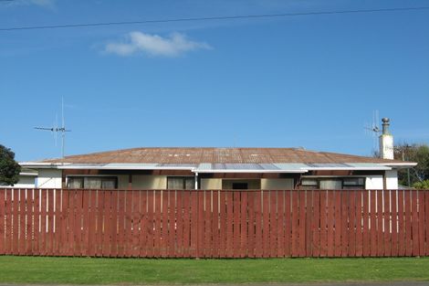 Photo of property in 41 Hood Street, Castlecliff, Whanganui, 4501