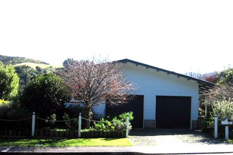 Photo of property in 111 Watt Street, Featherston, 5710