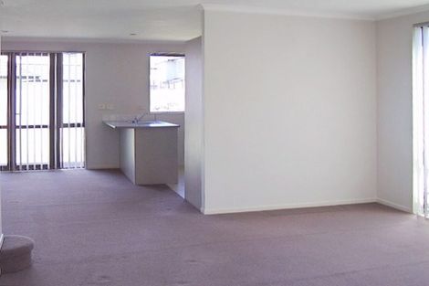 Photo of property in 60 Bruce Pulman Drive, Takanini, 2112