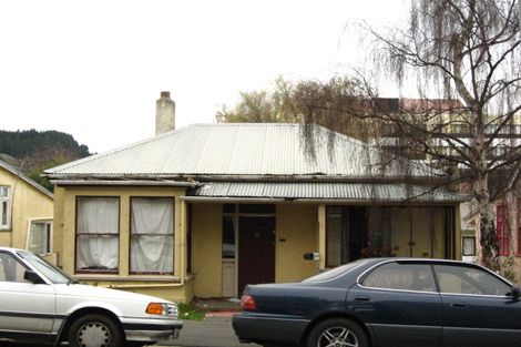 Photo of property in 77 Clyde Street, North Dunedin, Dunedin, 9016