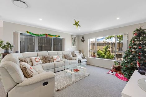 Photo of property in 22 Trelawny Terrace, Grenada Village, Wellington, 6037