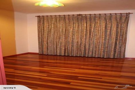 Photo of property in 25 Montreal Grove, Kingston, Wellington, 6021