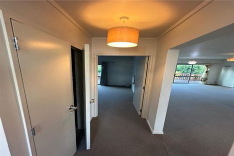 Photo of property in 72 Kervil Avenue, Te Atatu Peninsula, Auckland, 0610