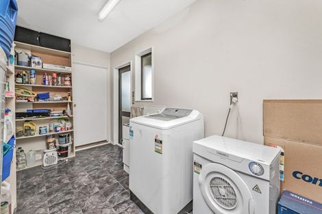 Photo of property in 83 High Street, Southbridge, 7602