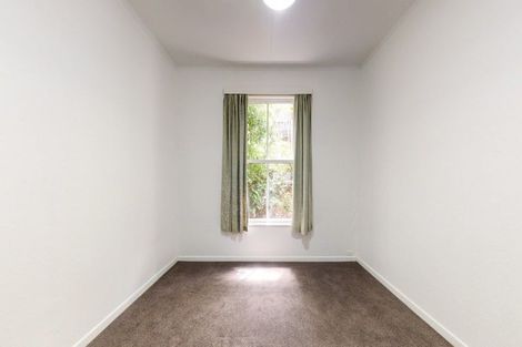 Photo of property in 16 Highbury Road, Highbury, Wellington, 6012