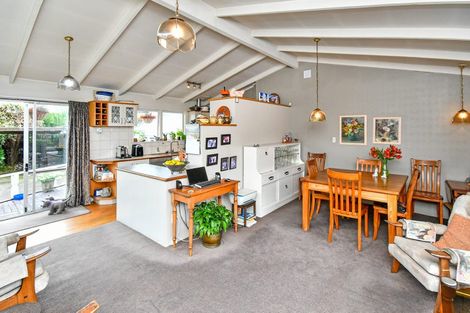 Photo of property in 19 Marybeth Place, Rosehill, Papakura, 2113